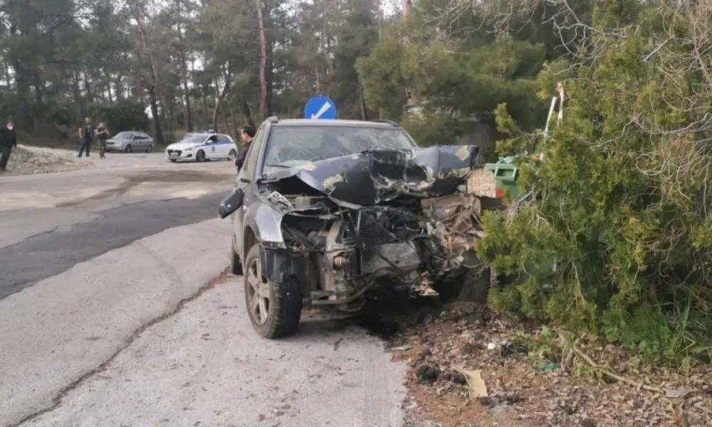 Τραγωδία στον Βόλο: Νεκρός ιερέας και πατέρας τριών παιδιών σε τροχαίο